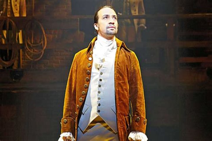 Question: Where Does Lin Manuel Miranda Live