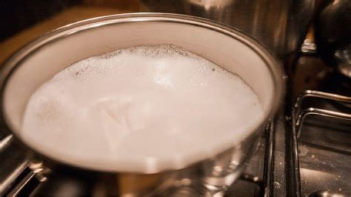 Quick Answer: Can You Heat Up Almond Milk On Stove