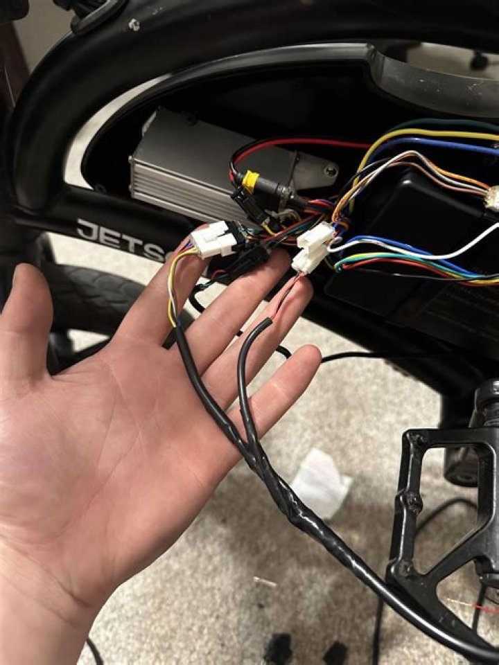 Quick Answer: How To Fix A Jetson Scooter