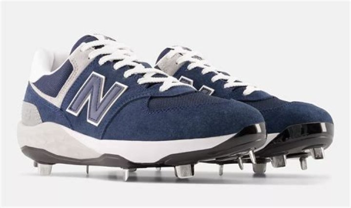 What Do Baseball Cleats Look Like On The Bottom